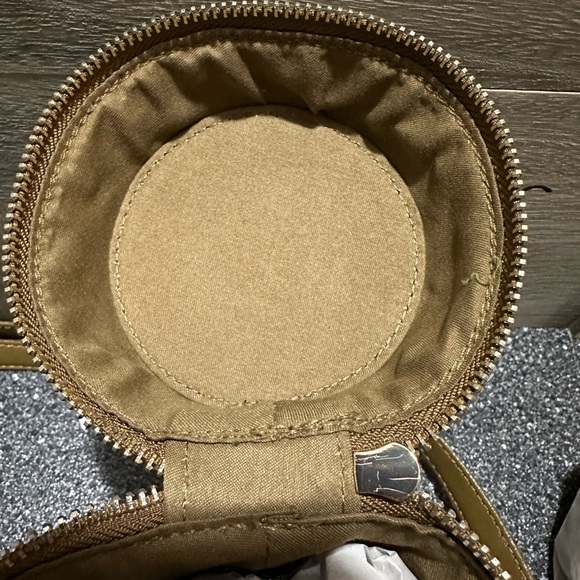 Pumpkin Spice Latte Crossbody Bag - Picture 4 of 7